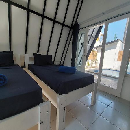 Sanctum Dive Bungalows With Private Pool Gili Trawangan Luaran gambar